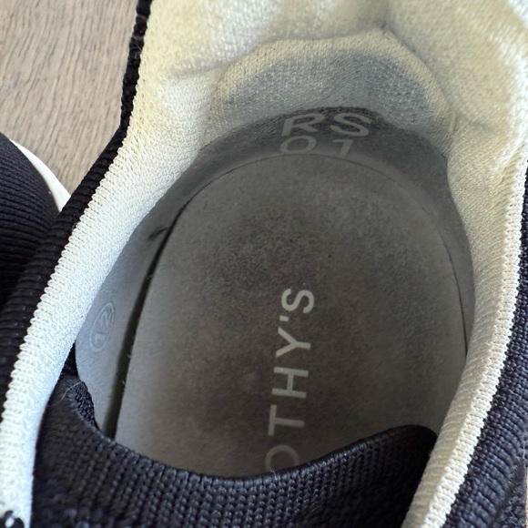 Men’s Rothy’s sneaker - Picture 4 of 6